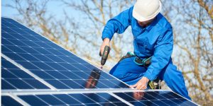 Installation Maintenance Panneaux Solaires Photovoltaïques à Pin-Balma